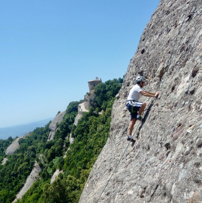 montserrat-rock-climbing-courses-i.jpeg